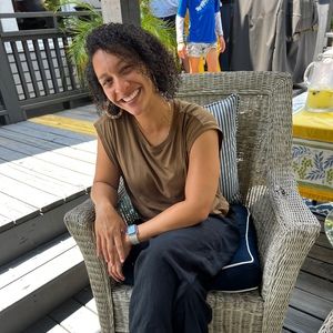 Meet your Posher, Simone